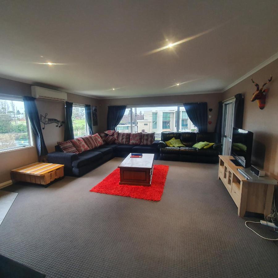 The Retreat Taupo Villa Buitenkant foto